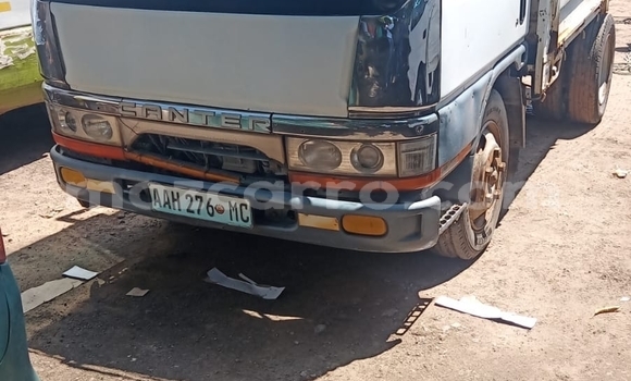 Comprar Usado Mitsubishi Canter Branco Caminhão em Maputo em Maputo Comprar Usado Mitsubishi Canter Branco Caminhão em Maputo em Maputo