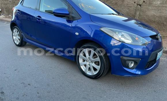 Buy Used Mazda Demio Blue Car in Maputo in Maputo