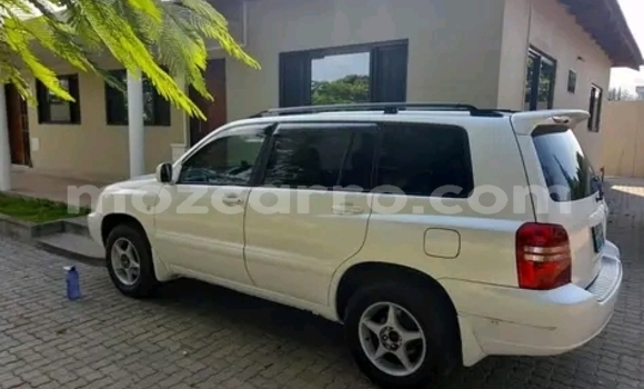 Buy Used Toyota Kruger White Car in Maputo in Maputo