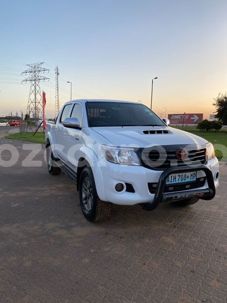 Big with watermark toyota hilux maputo maputo 14075