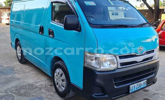 Tenga Tsaru Toyota Hiace Bhuruu Mota in Mocambique in Nampula Tenga Tsaru Toyota Hiace Bhuruu Mota in Mocambique in Nampula