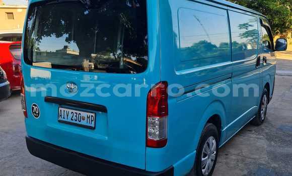 Tenga Tsaru Toyota Hiace Bhuruu Mota in Mocambique in Nampula Tenga Tsaru Toyota Hiace Bhuruu Mota in Mocambique in Nampula