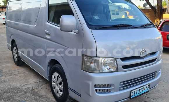 Tenga Tsaru Toyota Hiace Zvimwe Mota in Mocambique in Nampula Tenga Tsaru Toyota Hiace Zvimwe Mota in Mocambique in Nampula