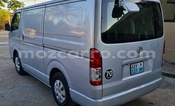 Tenga Tsaru Toyota Hiace Zvimwe Mota in Mocambique in Nampula Tenga Tsaru Toyota Hiace Zvimwe Mota in Mocambique in Nampula