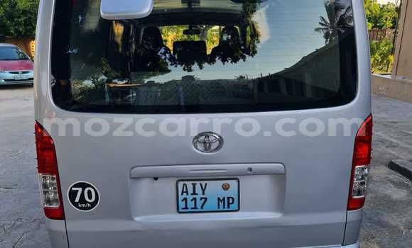 Tenga Tsaru Toyota Hiace Zvimwe Mota in Mocambique in Nampula Tenga Tsaru Toyota Hiace Zvimwe Mota in Mocambique in Nampula