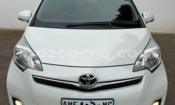 Tenga Tsaru Toyota Ractis Chena Mota in Mocambique in Nampula