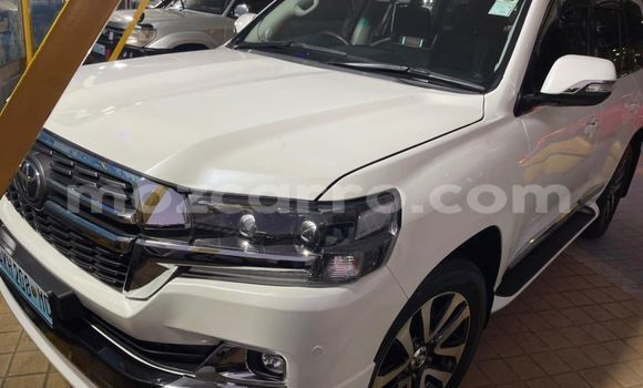 Tenga Tsaru Toyota Prado Chena Mota in Mocambique in Nampula Tenga Tsaru Toyota Prado Chena Mota in Mocambique in Nampula