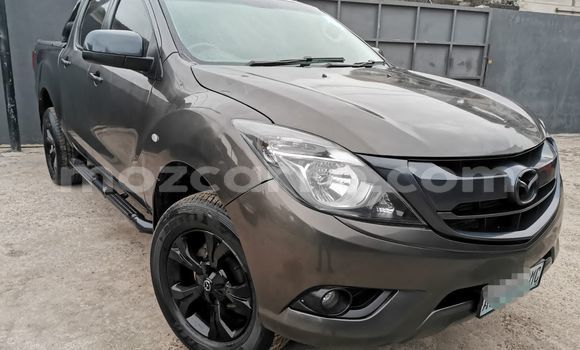 Comprar Usado Mazda BT-50 Castanho Carro em Maputo em Maputo