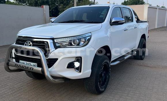 Buy Used Toyota Hilux White Car in Maputo in Maputo Buy Used Toyota Hilux White Car in Maputo in Maputo