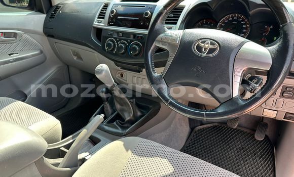 Comprar Usado Toyota Hilux Vermelho Carro em Maputo em Maputo Comprar Usado Toyota Hilux Vermelho Carro em Maputo em Maputo