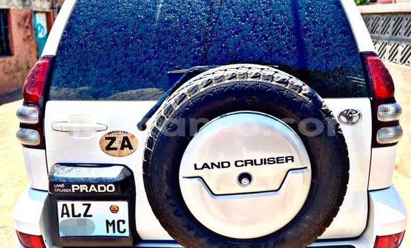 Buy Used Toyota Prado White Car in Maputo in Maputo Buy Used Toyota Prado White Car in Maputo in Maputo