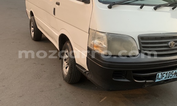 Buy Used Toyota Hiace White Car in Beira in Sofala Buy Used Toyota Hiace White Car in Beira in Sofala