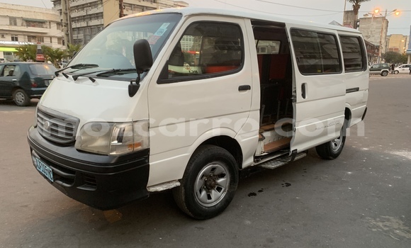 Buy Used Toyota Hiace White Car in Beira in Sofala Buy Used Toyota Hiace White Car in Beira in Sofala