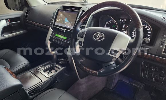 Buy Used Toyota Land Cruiser Black Car in Maputo in Maputo Buy Used Toyota Land Cruiser Black Car in Maputo in Maputo