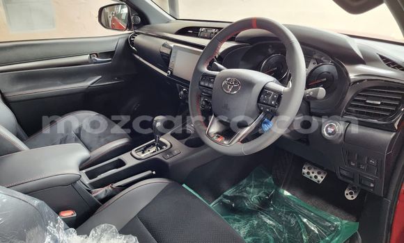 Buy Used Toyota Hilux Red Car in Maputo in Maputo Buy Used Toyota Hilux Red Car in Maputo in Maputo