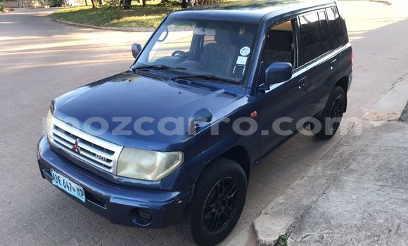 Comprar Usado Mitsubishi Pajero iO Azul Carro em Maputo em Maputo