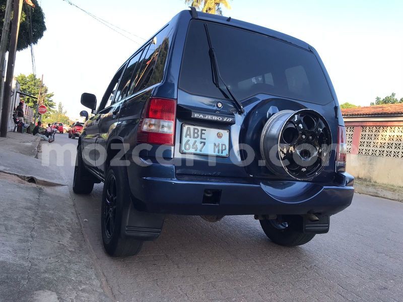 Big with watermark mitsubishi pajero io maputo maputo 14150