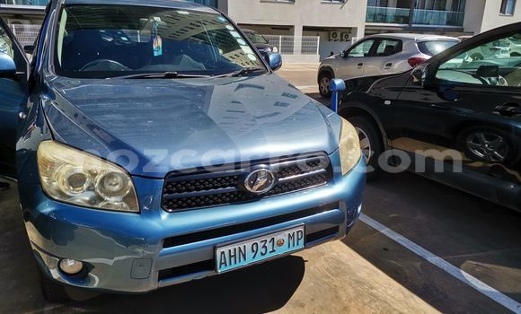 Comprar Usado Toyota RAV4 Azul Carro em Maputo em Maputo