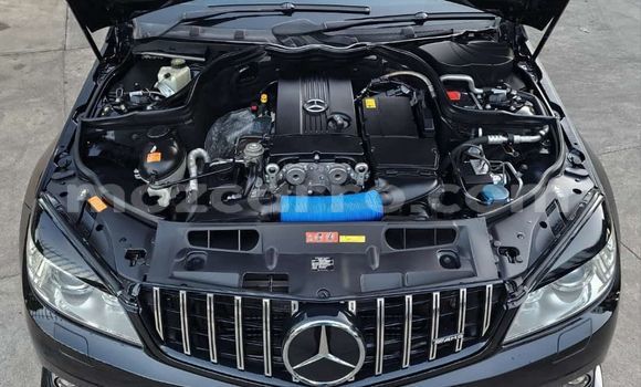 Nunua Ilio tumika Mercedes-Benz C-Classe Nyeusi Gari ndani ya Maputo nchini Maputo Nunua Ilio tumika Mercedes-Benz C-Classe Nyeusi Gari ndani ya Maputo nchini Maputo