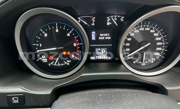 Buy Used Toyota Land Cruiser Silver Car in Maputo in Maputo Buy Used Toyota Land Cruiser Silver Car in Maputo in Maputo