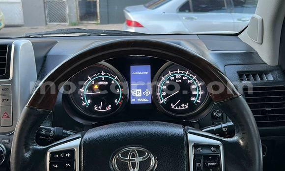 Buy Used Toyota Land Cruiser Prado White Car in Maputo in Maputo Buy Used Toyota Land Cruiser Prado White Car in Maputo in Maputo
