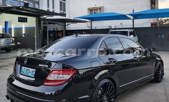 Nunua Ilio tumika Mercedes-Benz C-Classe Nyeusi Gari ndani ya Maputo nchini Maputo Nunua Ilio tumika Mercedes-Benz C-Classe Nyeusi Gari ndani ya Maputo nchini Maputo