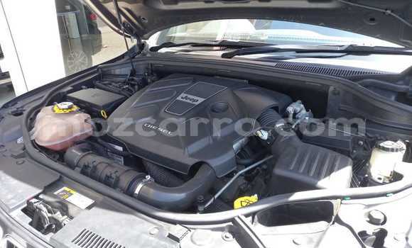 Tenga Tsaru Jeep Grand Cherokee Zvimwe Mota in Maputo in Maputo Tenga Tsaru Jeep Grand Cherokee Zvimwe Mota in Maputo in Maputo