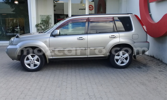Buy Used Nissan X-Trail Beige Car in Maputo in Maputo Buy Used Nissan X-Trail Beige Car in Maputo in Maputo