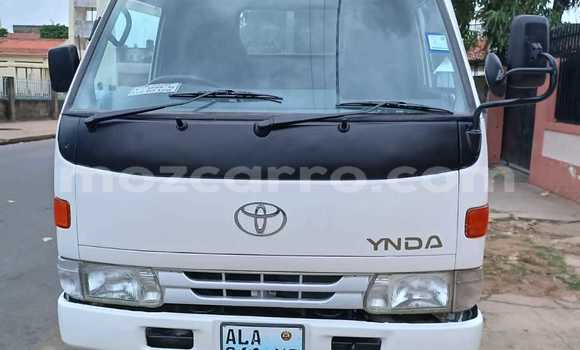 Comprar Usado Toyota Dyna Branco Carro em Maputo em Maputo