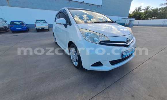 Buy Used Toyota Ractis White Car in Maputo in Maputo