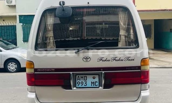 Buy Used Toyota Hiace Other Car in Maputo in Maputo Buy Used Toyota Hiace Other Car in Maputo in Maputo