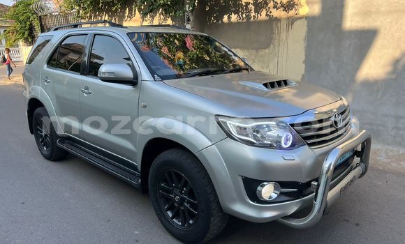 Comprar Usado Toyota Fortuner De outros Carro em Maputo em Maputo