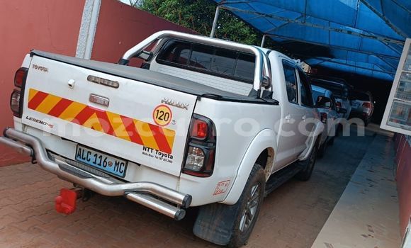 Comprar Usado Toyota Hilux Branco Carro em Maputo em Maputo Comprar Usado Toyota Hilux Branco Carro em Maputo em Maputo