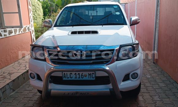 Comprar Usado Toyota Hilux Branco Carro em Maputo em Maputo Comprar Usado Toyota Hilux Branco Carro em Maputo em Maputo