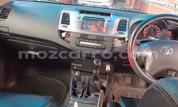 Comprar Usado Toyota Hilux Branco Carro em Maputo em Maputo Comprar Usado Toyota Hilux Branco Carro em Maputo em Maputo