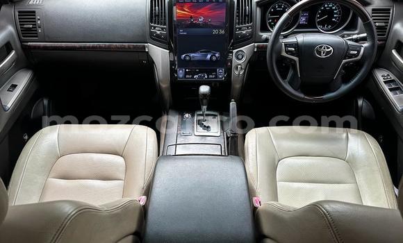 Comprar Usado Toyota Land Cruiser Branco Carro em Maputo em Maputo Comprar Usado Toyota Land Cruiser Branco Carro em Maputo em Maputo