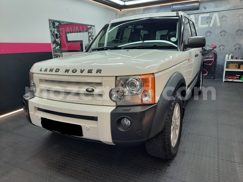 Big with watermark land rover discovery maputo maputo 14223