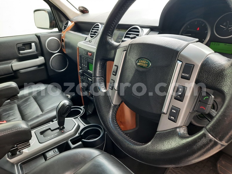 Big with watermark land rover discovery maputo maputo 14223