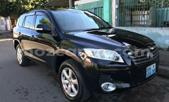 Nunua Ilio tumika Toyota Vanguard Nyeusi Gari ndani ya Maputo nchini Maputo