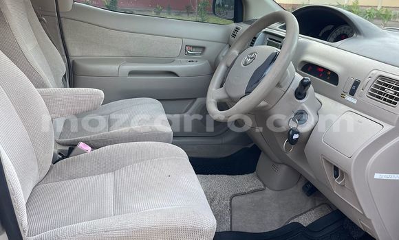 Nunua Ilio tumika Toyota Raum Brown Gari ndani ya Maputo nchini Maputo Nunua Ilio tumika Toyota Raum Brown Gari ndani ya Maputo nchini Maputo