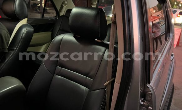 Nunua Ilio tumika Toyota Fortuner Brown Gari ndani ya Maputo nchini Maputo Nunua Ilio tumika Toyota Fortuner Brown Gari ndani ya Maputo nchini Maputo