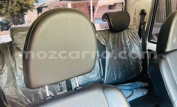 Comprar Usado Mahindra Marshal Branco Carro em Maputo em Maputo Comprar Usado Mahindra Marshal Branco Carro em Maputo em Maputo
