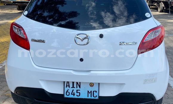 Tenga Tsaru Mazda Demio Chena Mota in Maputo in Maputo Tenga Tsaru Mazda Demio Chena Mota in Maputo in Maputo