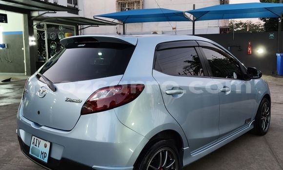 Comprar Usado Mazda Demio Azul Carro em Maputo em Maputo Comprar Usado Mazda Demio Azul Carro em Maputo em Maputo