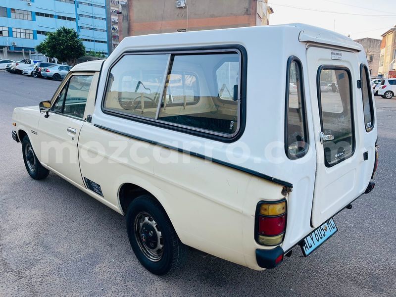 Big with watermark nissan caravan maputo maputo 14274