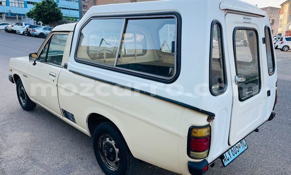 Tenga Tsaru Nissan Caravan Bhurawuni Mota in Maputo in Maputo Tenga Tsaru Nissan Caravan Bhurawuni Mota in Maputo in Maputo