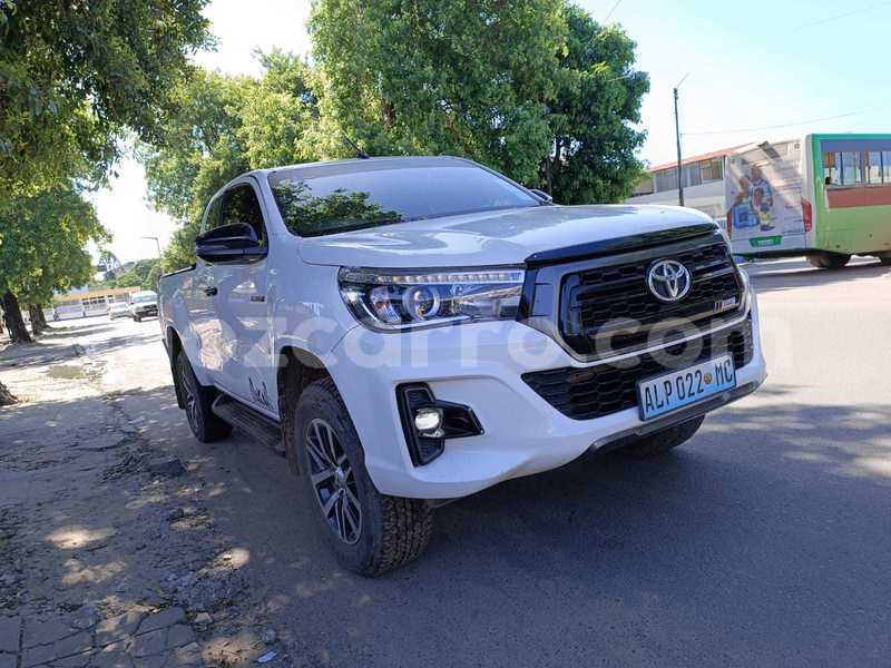 Big with watermark toyota hilux tete marara 14275