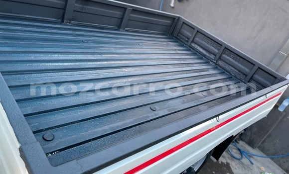 Buy Used Mahindra Bolero White Car in Maputo in Maputo Buy Used Mahindra Bolero White Car in Maputo in Maputo