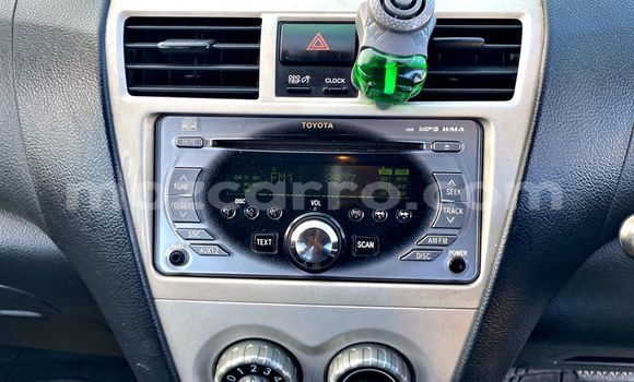 Comprar Usado Toyota Belta Azul Carro em Maputo em Maputo Comprar Usado Toyota Belta Azul Carro em Maputo em Maputo