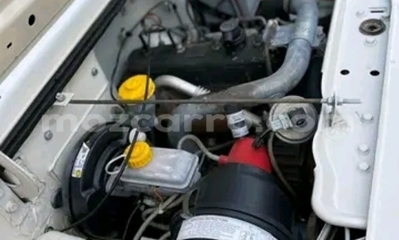 Nunua Ilio tumika Mahindra Bolero Nyeupe Gari ndani ya Maputo nchini Maputo Nunua Ilio tumika Mahindra Bolero Nyeupe Gari ndani ya Maputo nchini Maputo